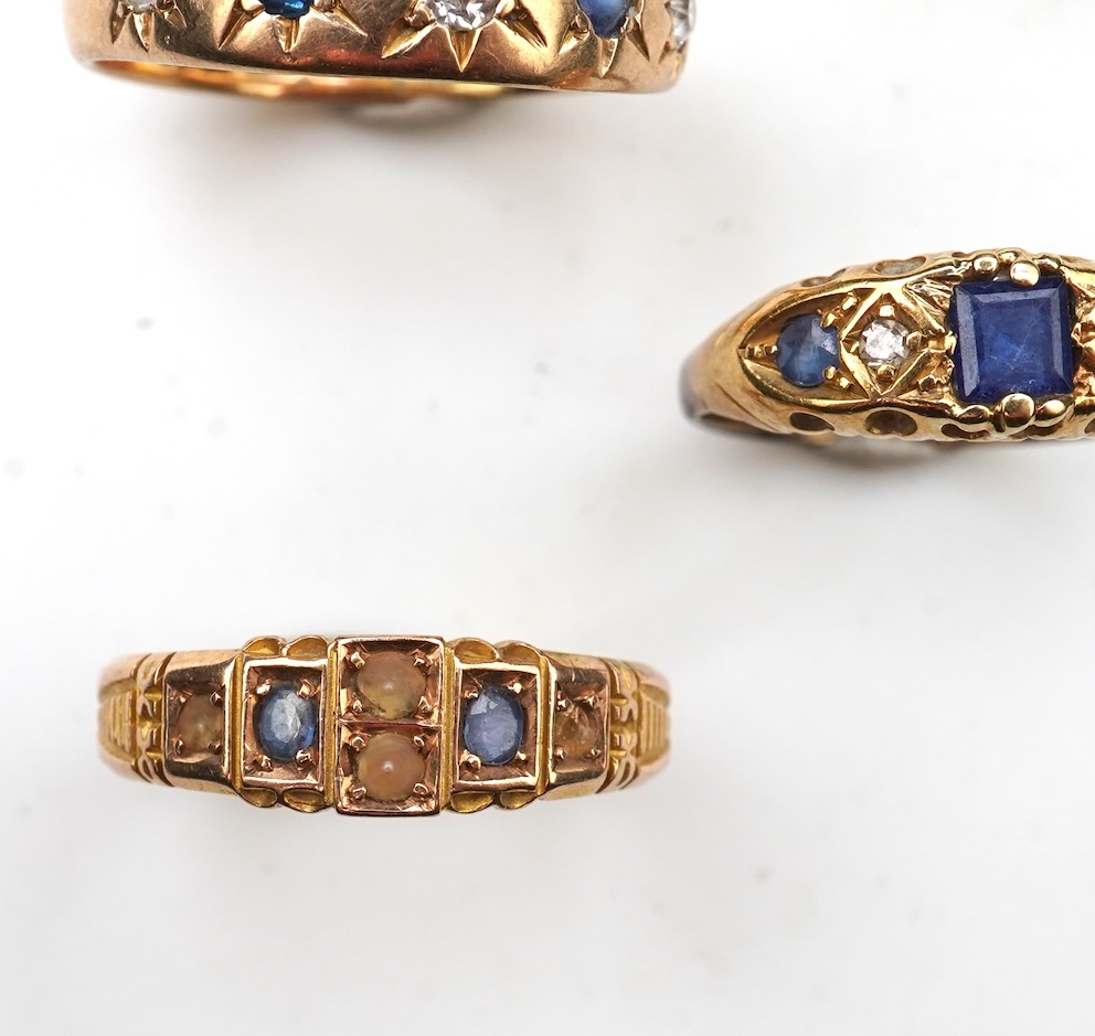 A group of four sapphire rings, late 19th/early 20th century